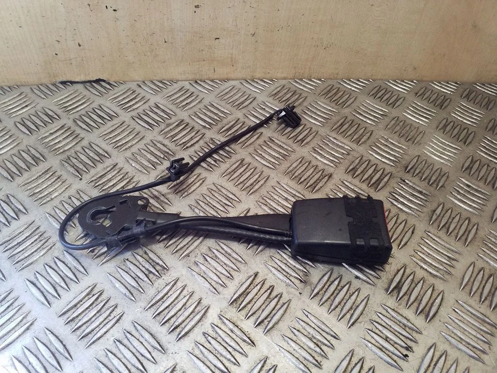 Front seatbelt buckle 8K0857755F