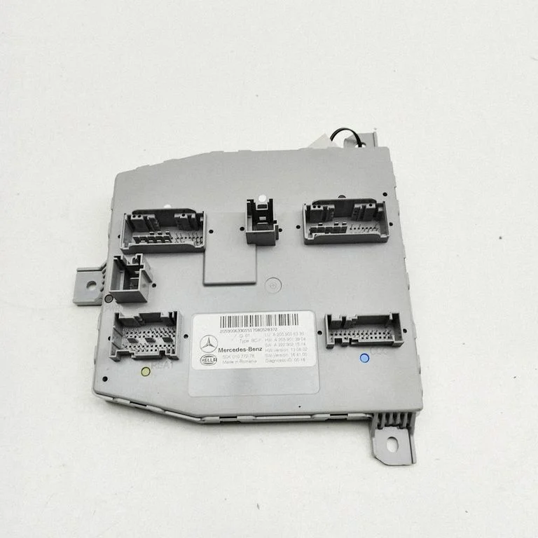 Kere juhtmoodul – Mercedes-Benz C-klass W205 (2014-2021)