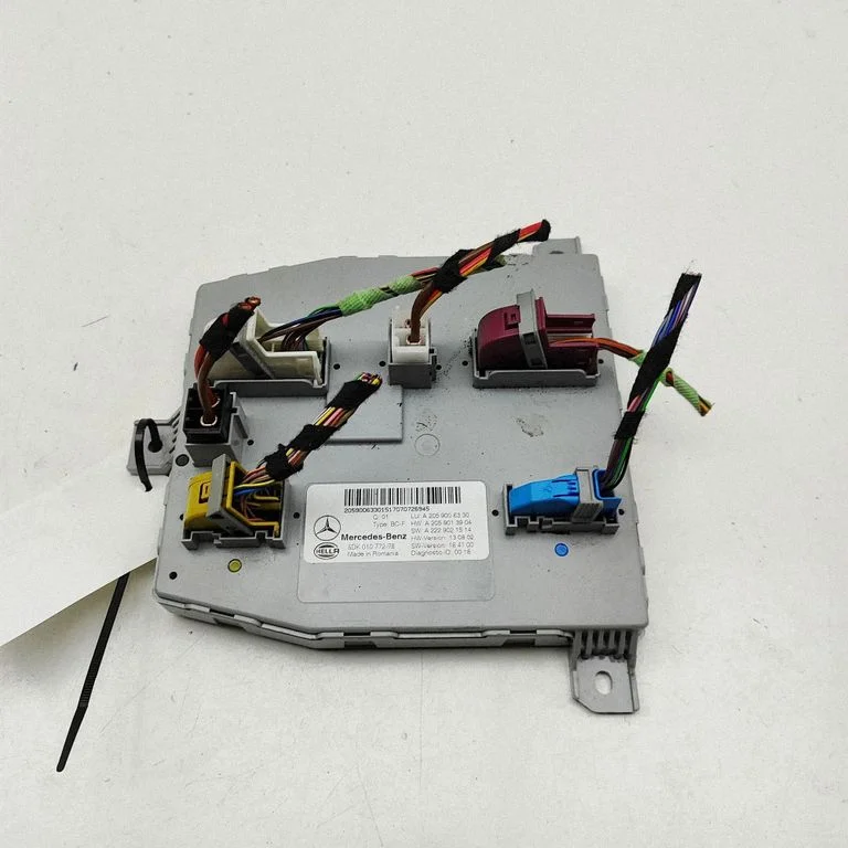 Kere juhtmoodul – Mercedes-Benz C-klass W205 (2014-2021)