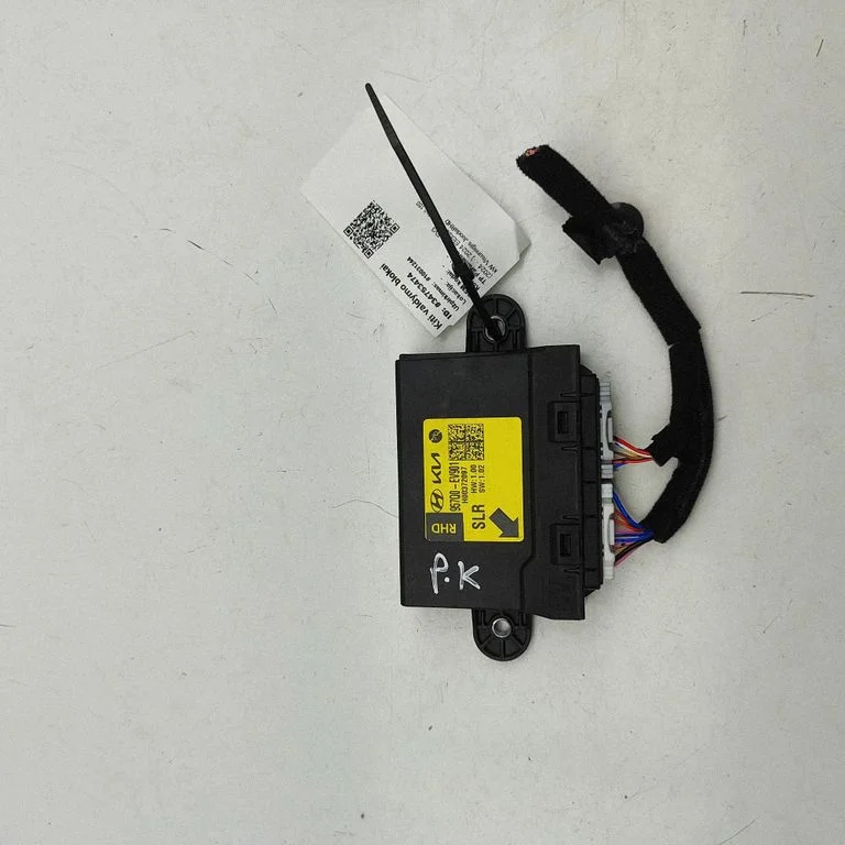 Moduł nadwozia (BCM) 957Q0EV901