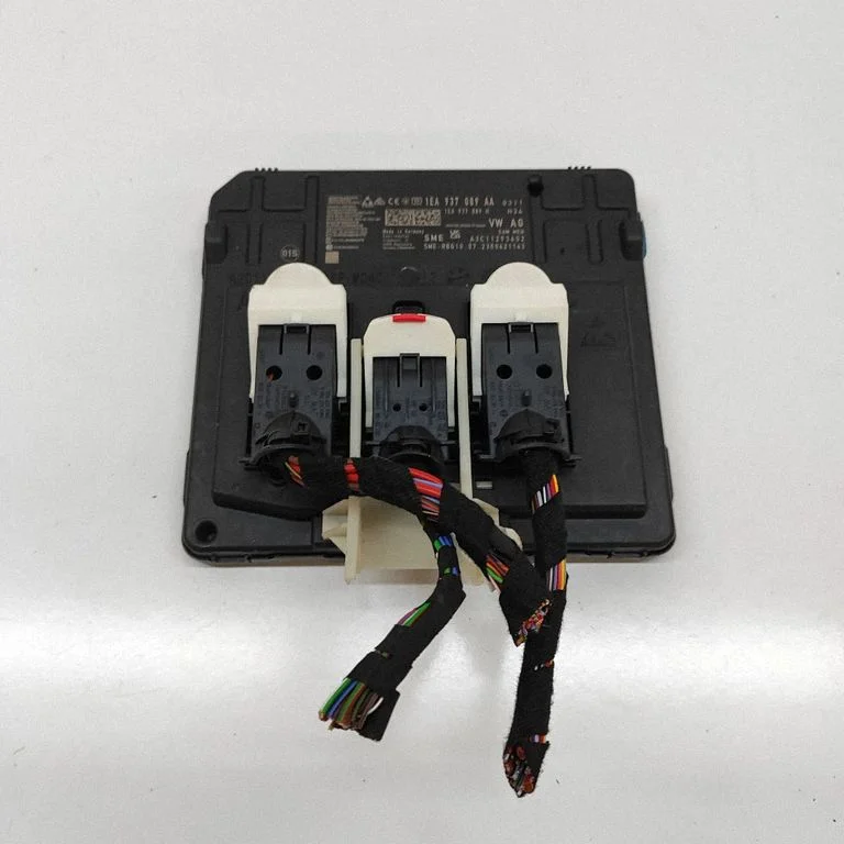 Moduł nadwozia (BCM) 1EA937089H
