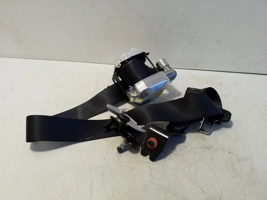 Tagumine turvavöö 89880H8200