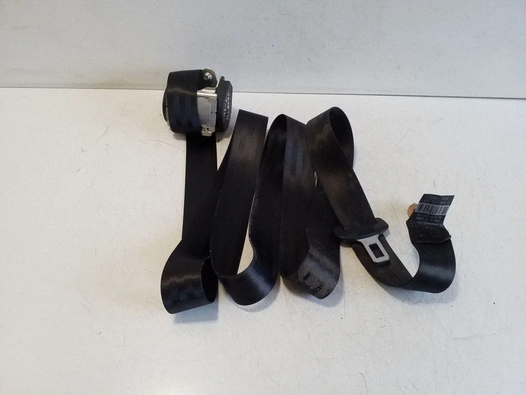 Rear seatbelt 4F0857805E
