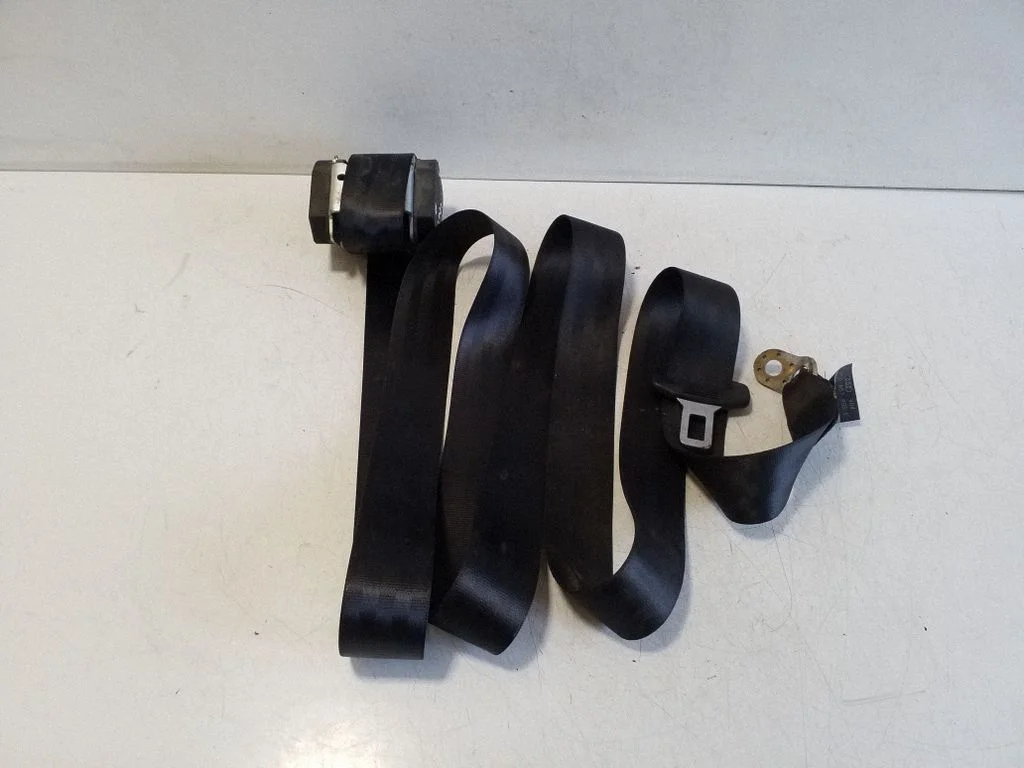 Tagumine turvavöö 4F0857805E