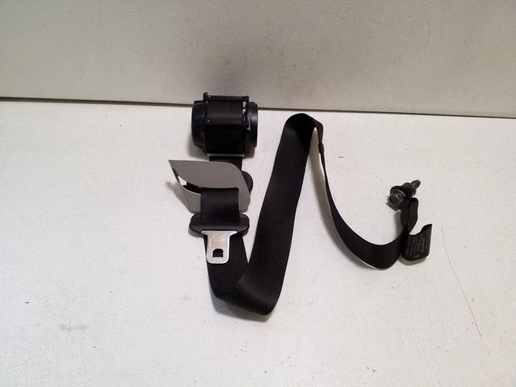 Aizmugurējā drošības josta 95182370