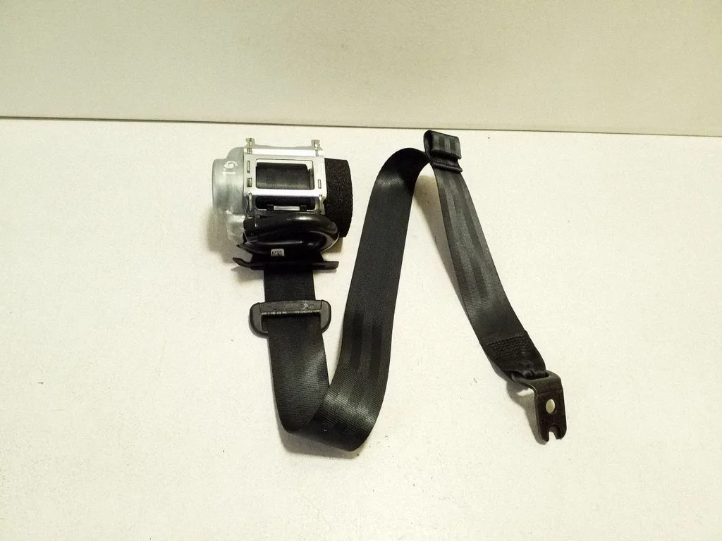 Rear seatbelt 5NA857805C