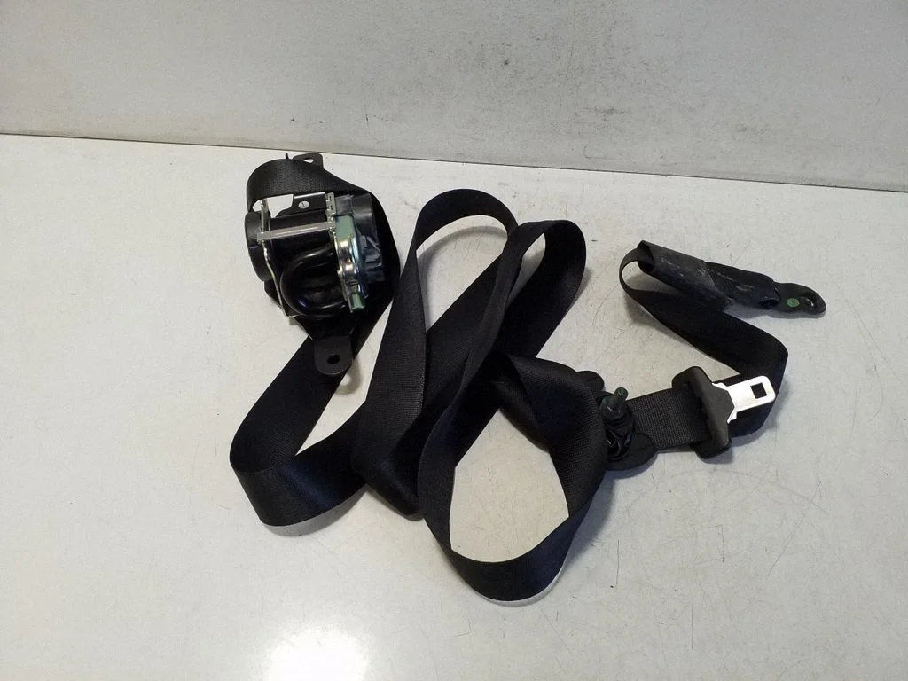 Rear seatbelt – BMW X5 F15 (2013-2017)