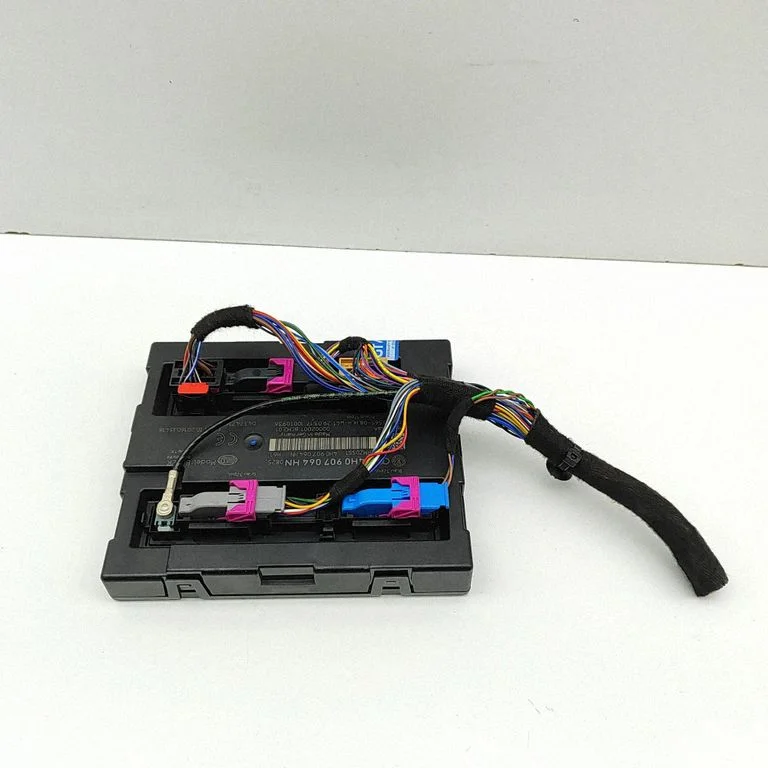 Central body control module 5DK010565