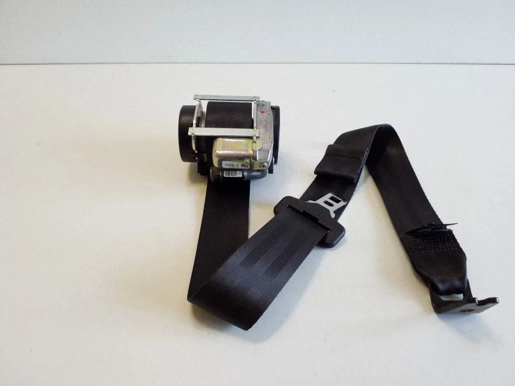 Rear seatbelt P31292072