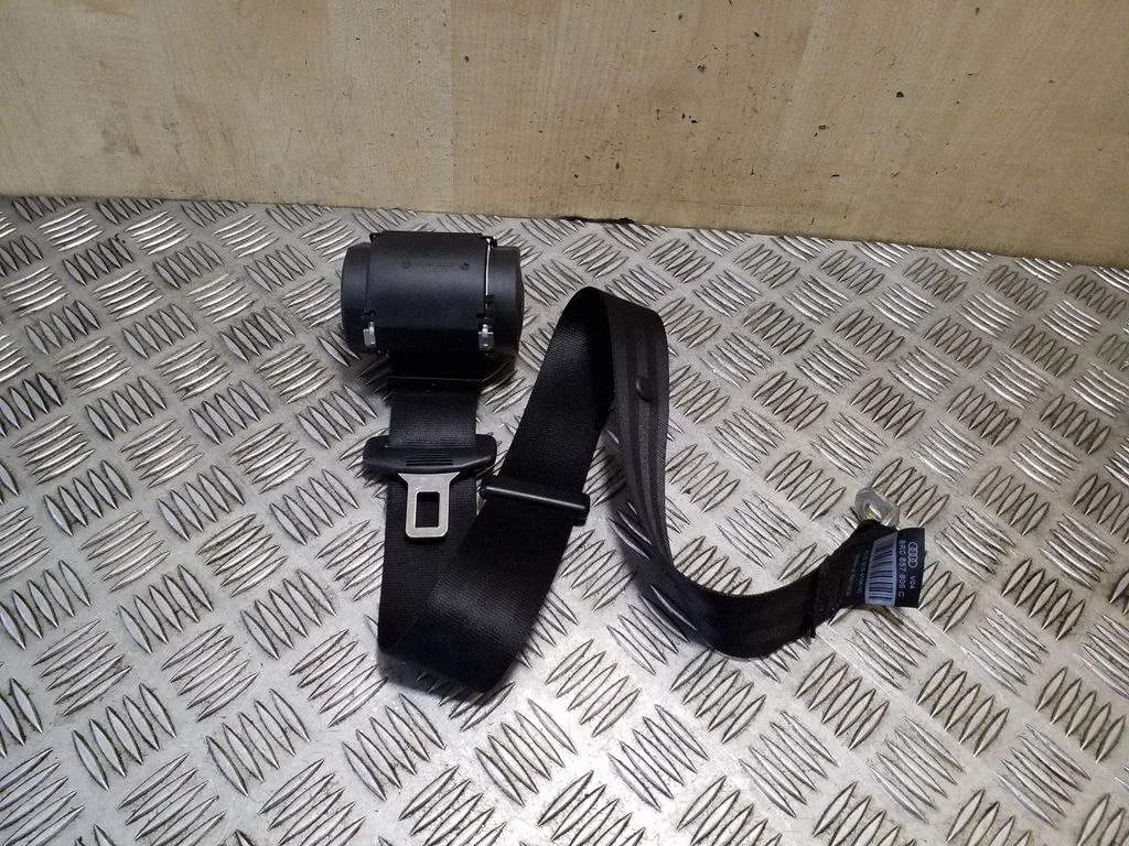 Rear seatbelt 8R0857805C