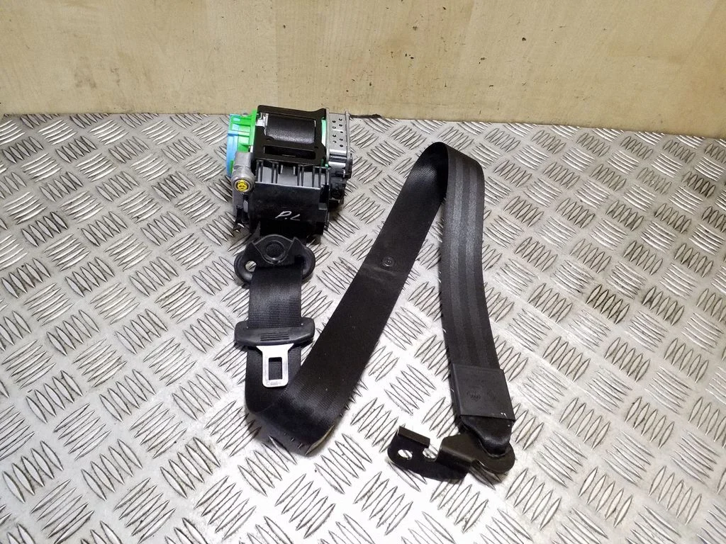 Rear seatbelt 8R1857705B