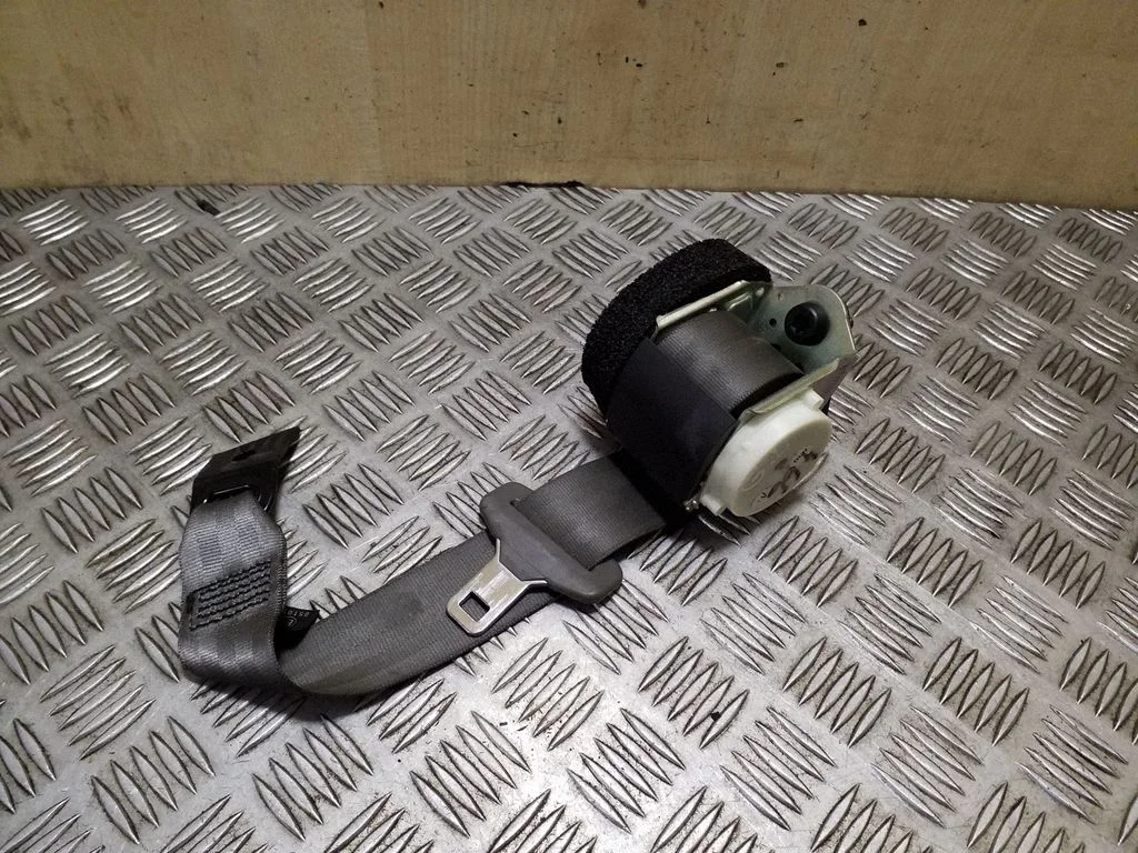Rear seatbelt AW93611B69AB