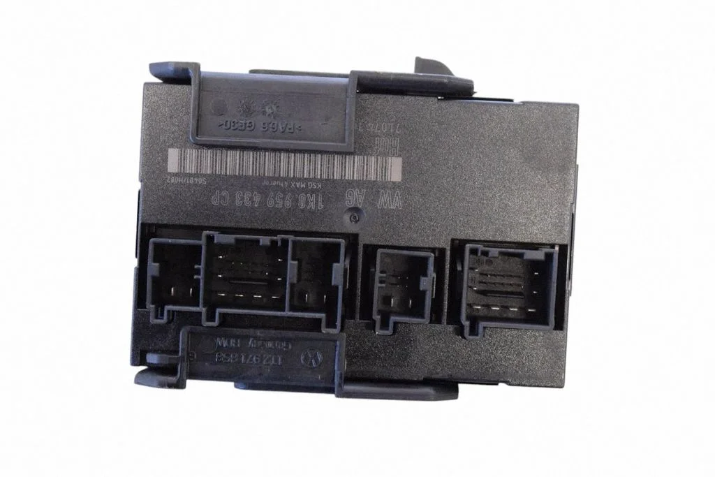 Central body control module – Volkswagen Caddy (2004-2010)