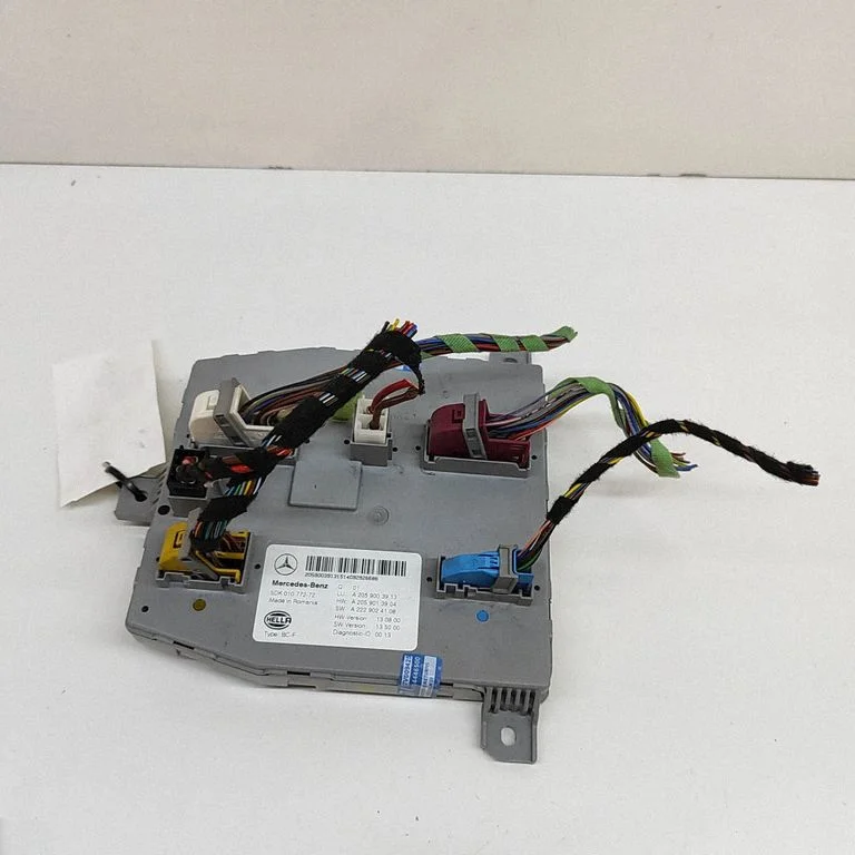 Kere juhtmoodul – Mercedes-Benz C-klass W205 (2014-2021)