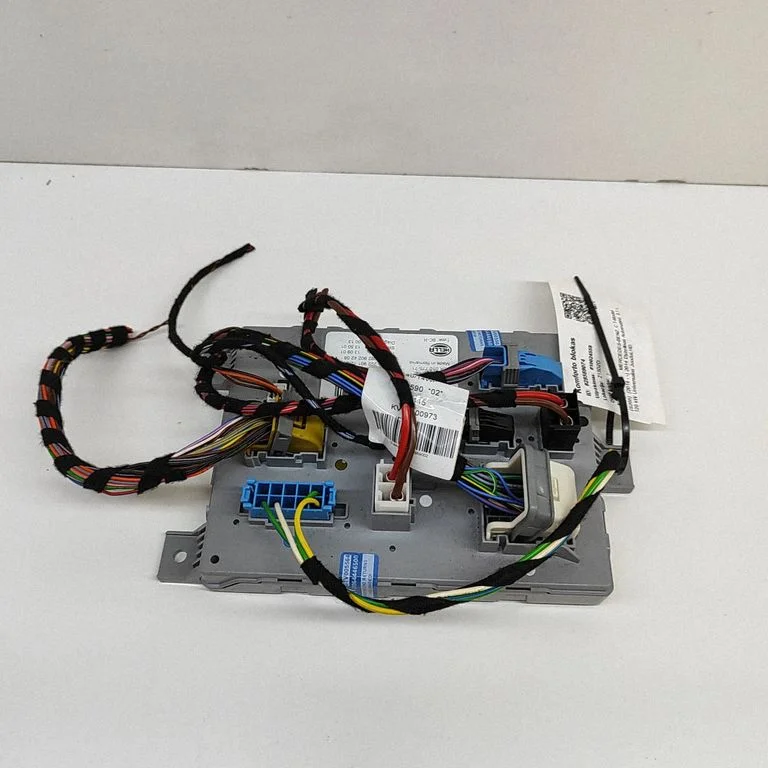 Kere juhtmoodul – Mercedes-Benz C-klass W205 (2014-2021)