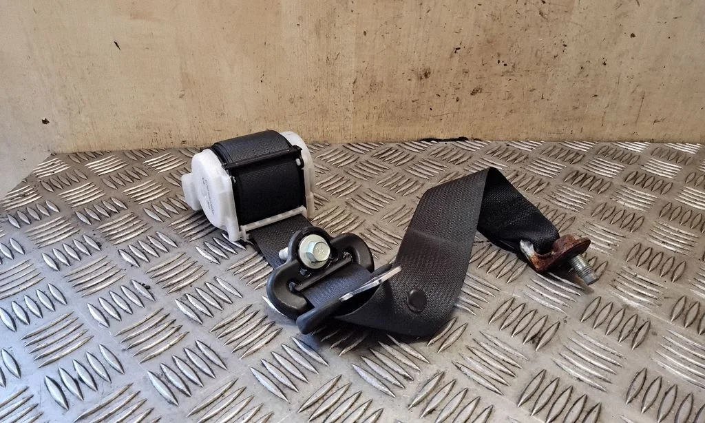 Rear seatbelt TKAH0EG459