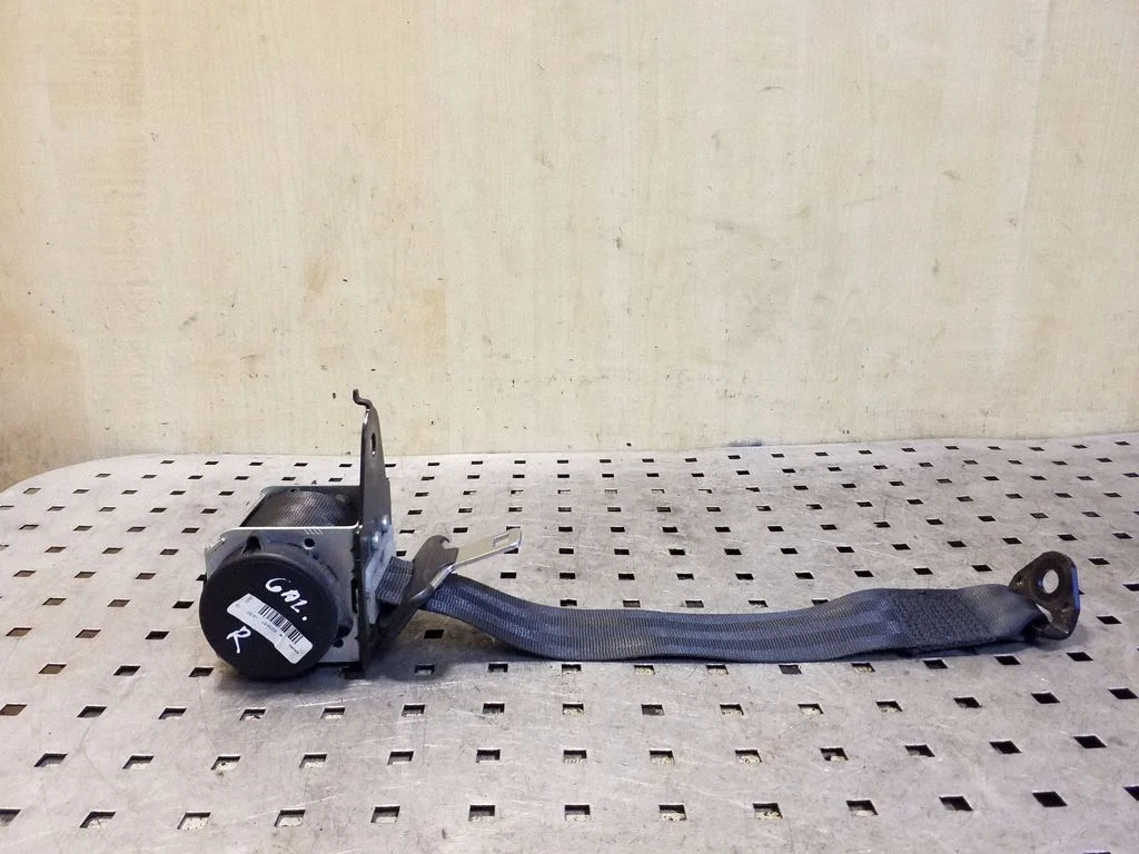 Rear seatbelt 88844JD000