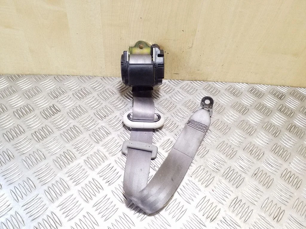 Rear seatbelt 1J6857806B