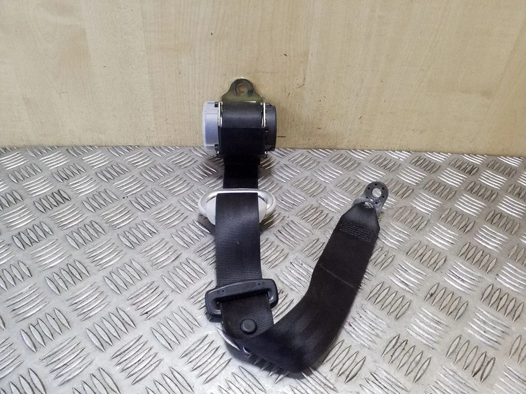 Rear seatbelt 1J9857805D