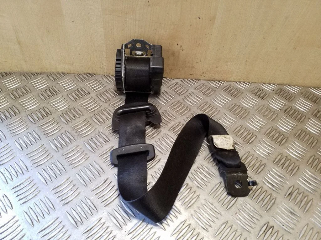 Rear seatbelt 7051508