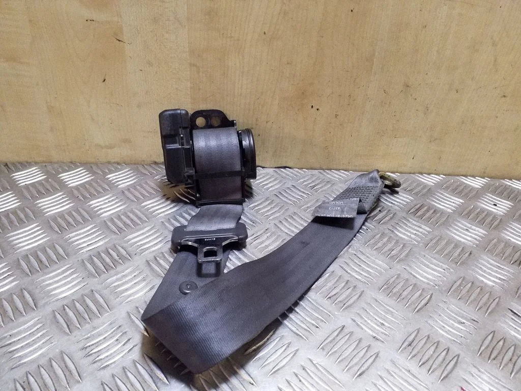 Tagumine turvavöö 30867314
