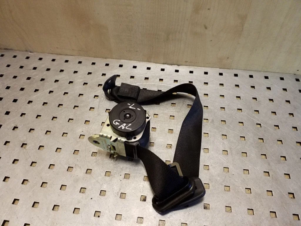 Tagumine turvavöö 602143400B