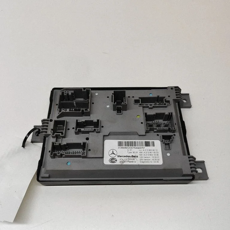Moduł nadwozia (BCM) – Mercedes-Benz Klasa E W213 (2016-)