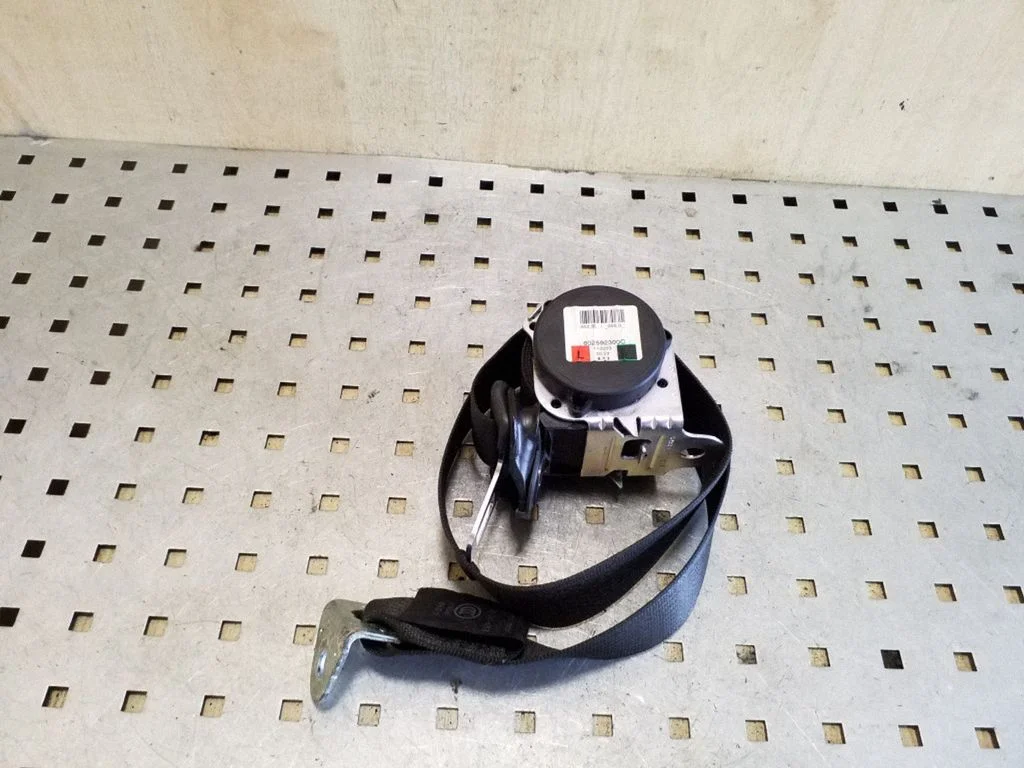 Rear seatbelt 602592300C