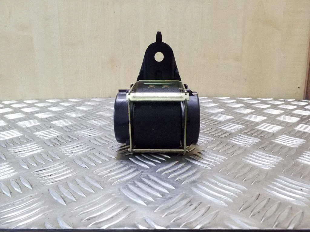 Rear seatbelt 602499600