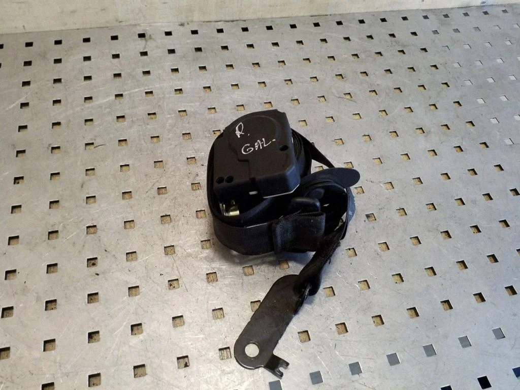 Tagumine turvavöö 1T0857806BRAA