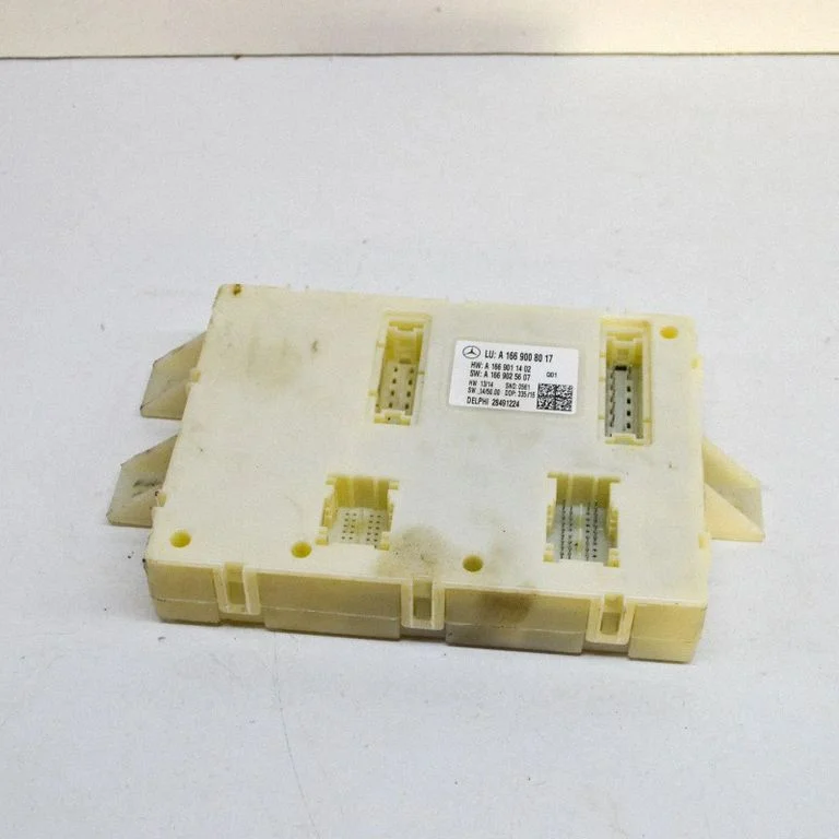 Kere juhtmoodul – Mercedes-Benz ML-klass W166 (2012-2017)