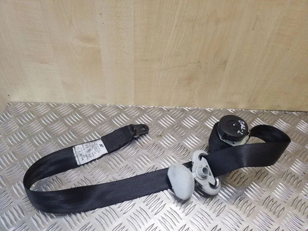 Rear seatbelt – Seat Alhambra (Mk1) (1996-2010)