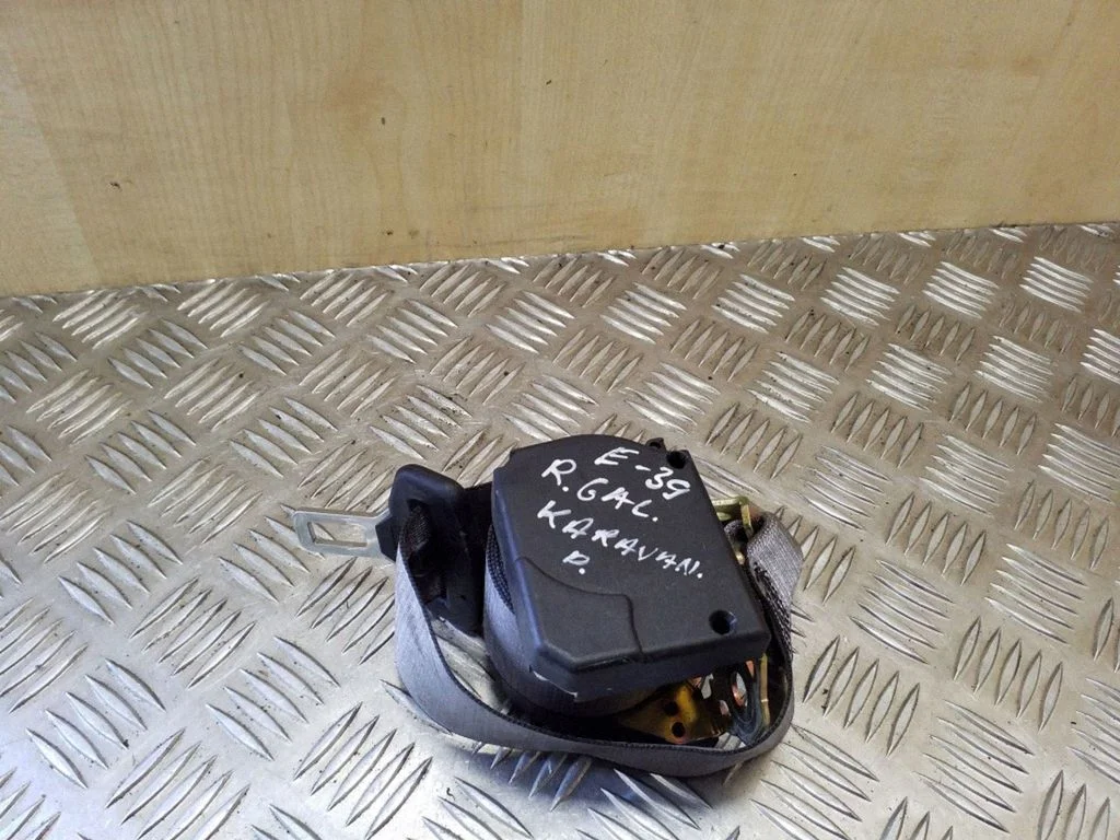 Tagumine turvavöö 43594D