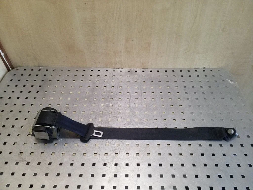 Rear seatbelt 96722255XX