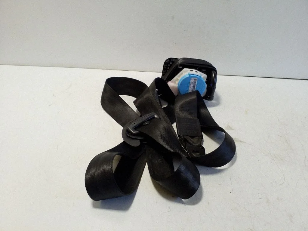Priekšējā drošības josta 8U0857706A