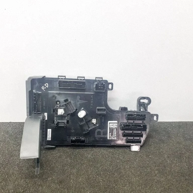 Central body control module 110034090G