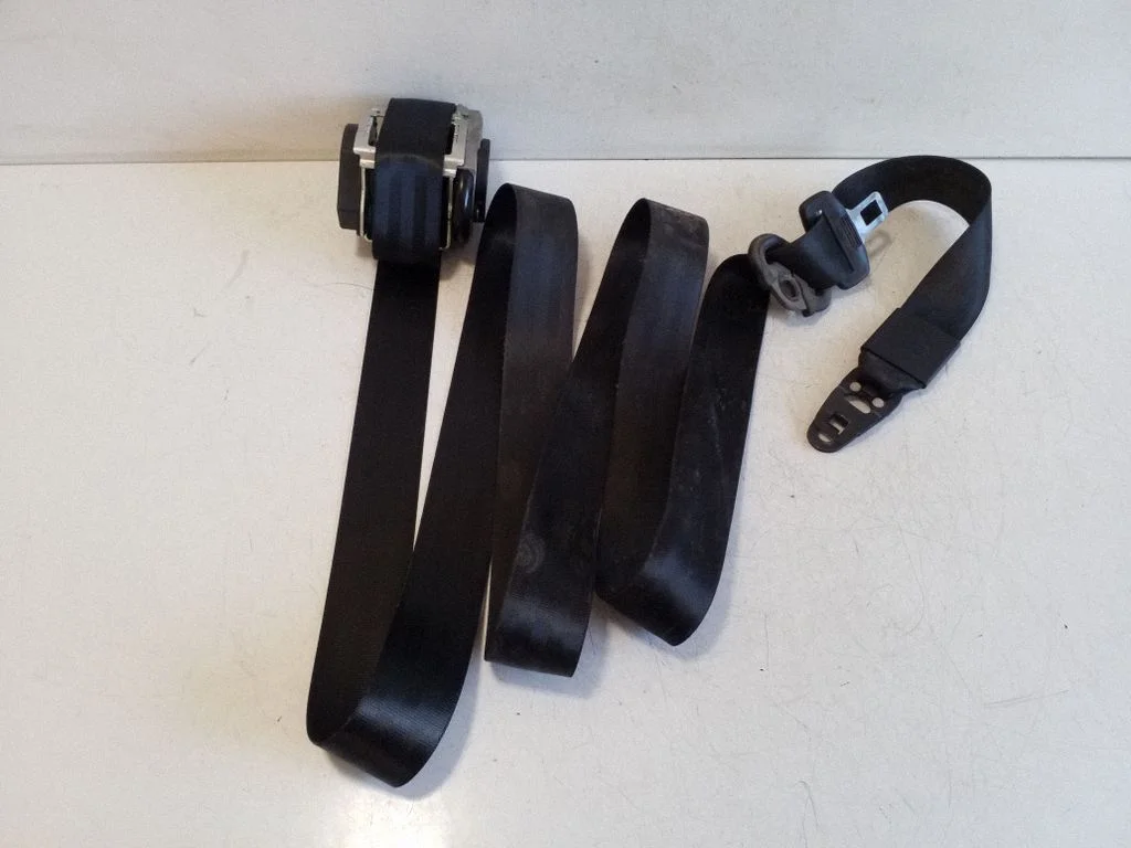 Front seatbelt 4F0857706A
