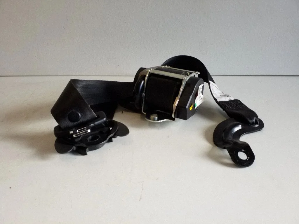 Priekšējā drošības josta 5M2857705F