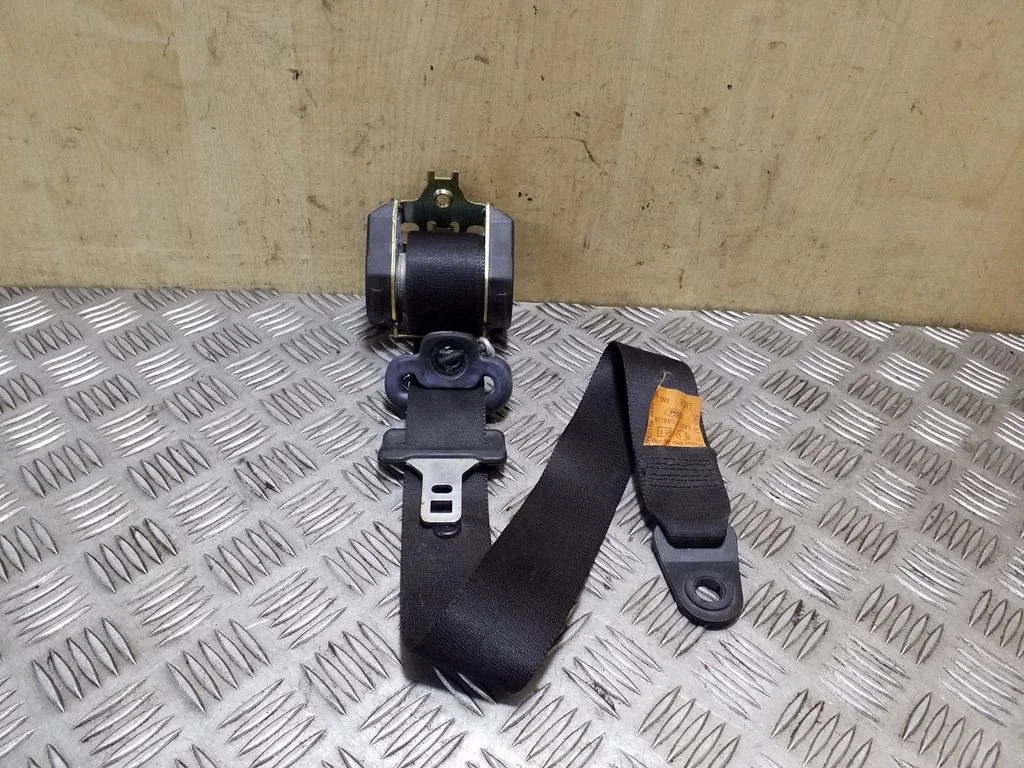 Front seatbelt 98ABA61294DA