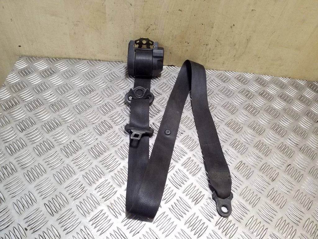 Front seatbelt – Volkswagen Transporter - Caravelle T4 (1991-2003)
