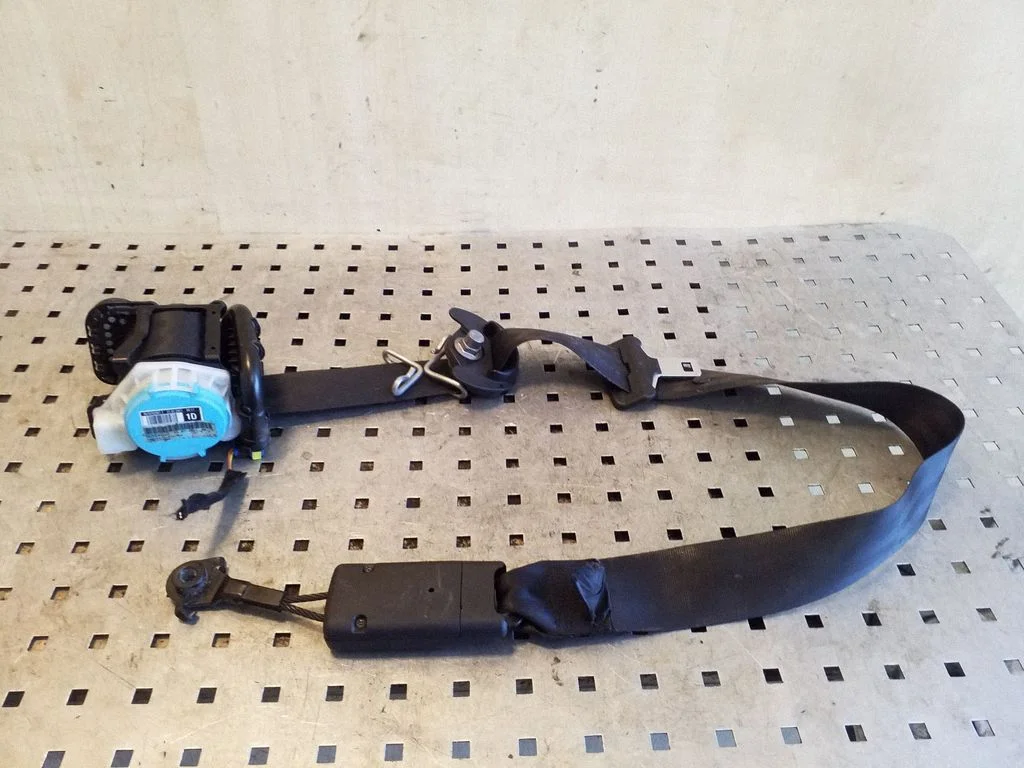 Front seatbelt – Citroen C4 Grand Picasso (2007-2013)