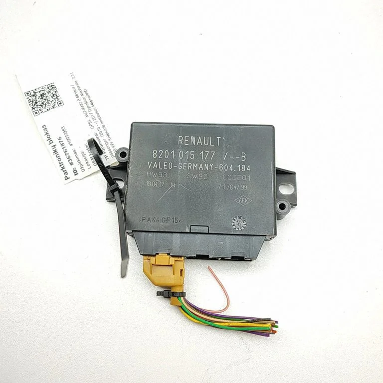 Parkošanās (PDC) sensoru vadības bloks 8201015177