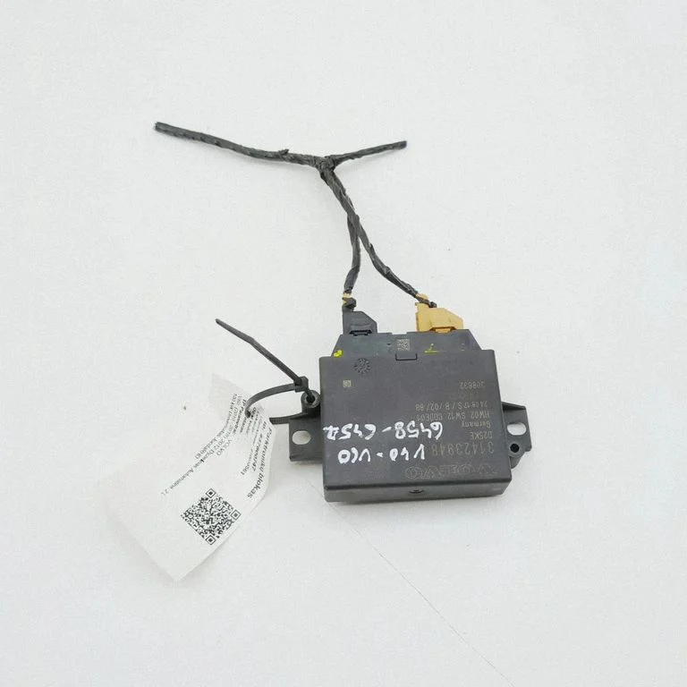 Parkošanās (PDC) sensoru vadības bloks – Volvo V60 (2011-2013)