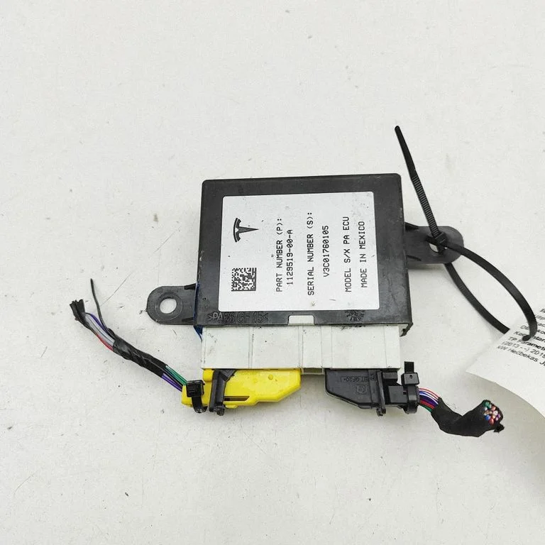 Parking PDC control unit/module – Tesla Model S (2012-)