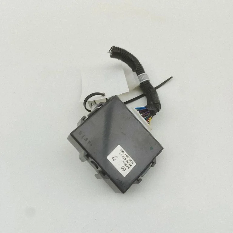 Parkimisandurite (PDC) juhtplokk KE7867UU0 – Mazda CX-5 (2012-2017)