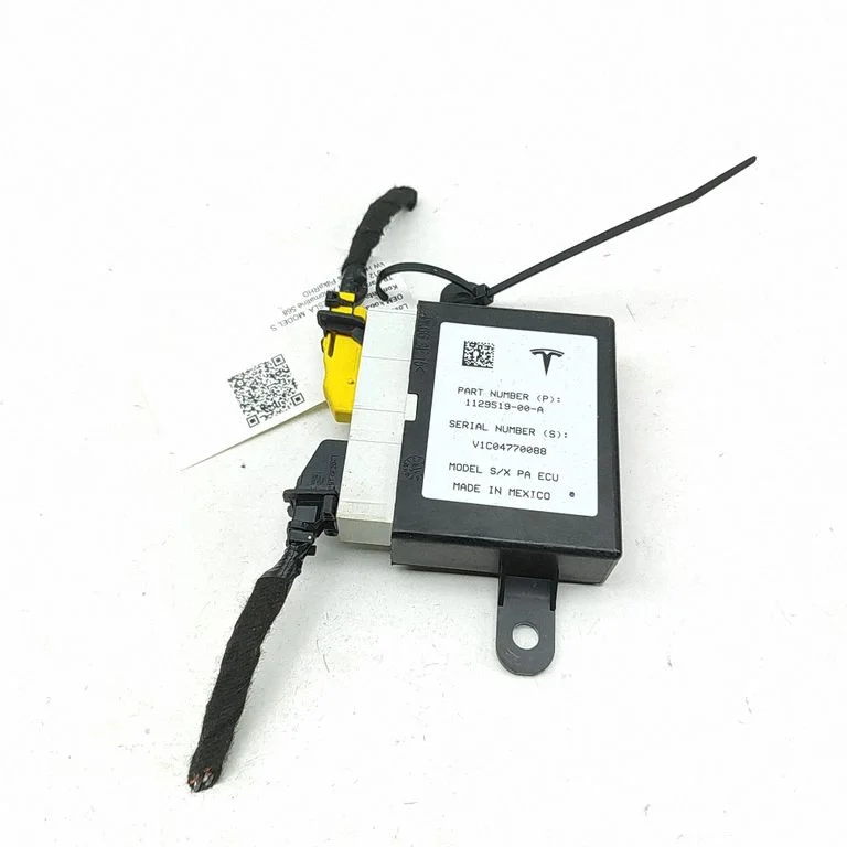 Parking PDC control unit/module – Tesla Model Y (2020-)