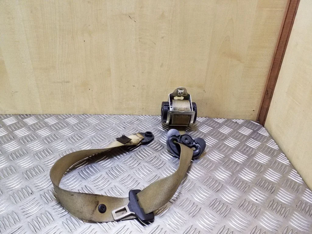 Front seatbelt 601392400A