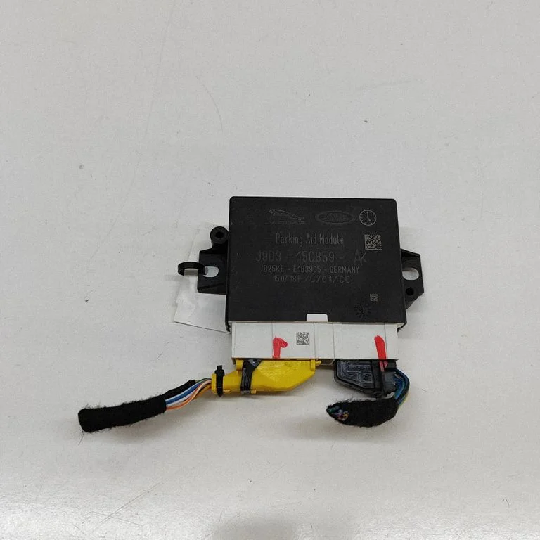 Parkošanās (PDC) sensoru vadības bloks J9D315C859AK