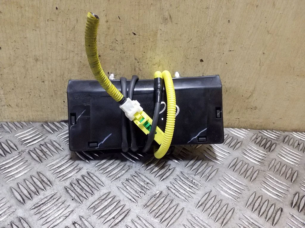 Istme turvapadi – Subaru Outback (2004-2006)
