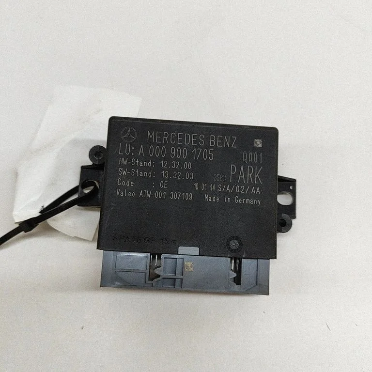 Parkošanās (PDC) sensoru vadības bloks A0009001705
